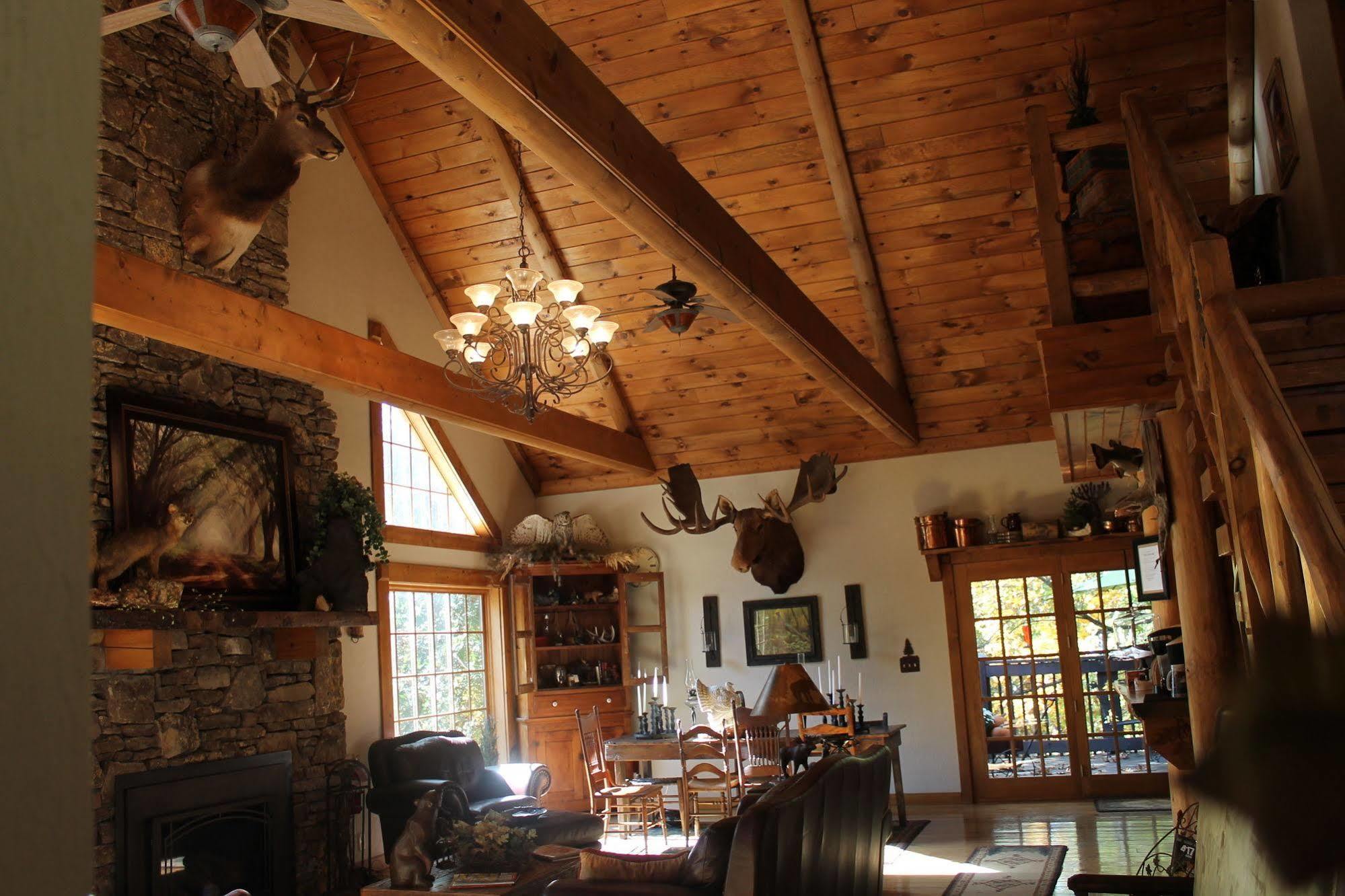 Bear Creek Lodge Cabin Resort Reeds Spring Exterior photo